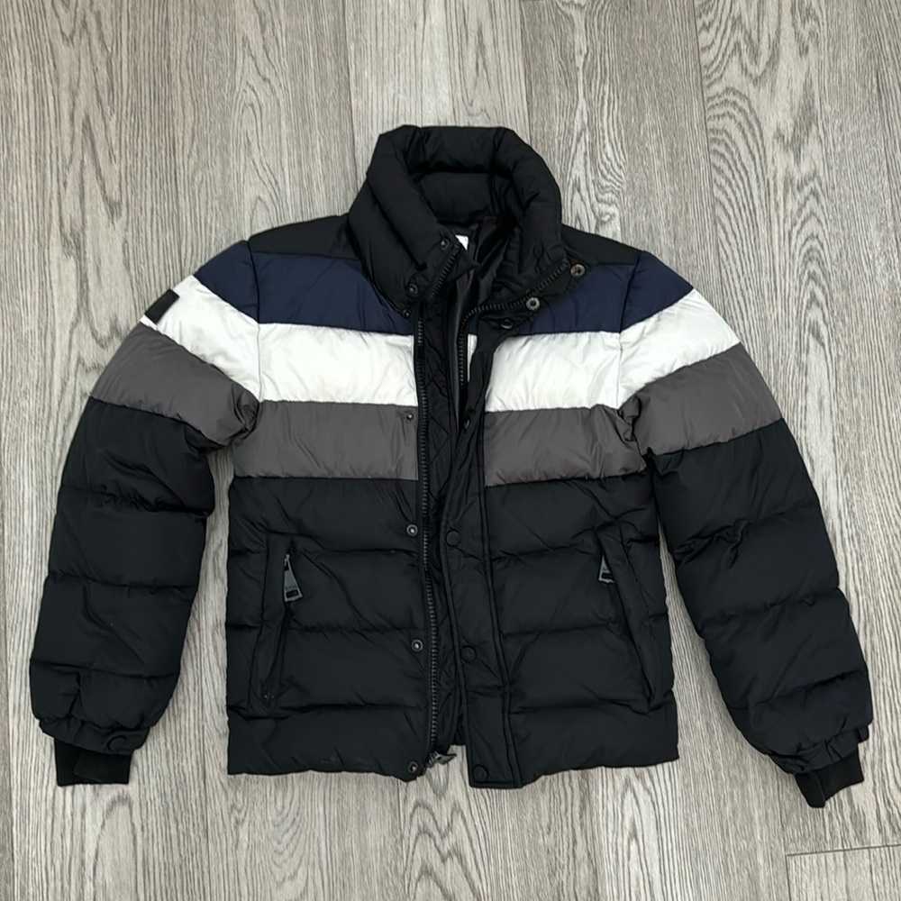 SAM kids puffer size 14 (fits like a 12)